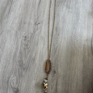 Elegant Gold and Brown Pendant Necklace
